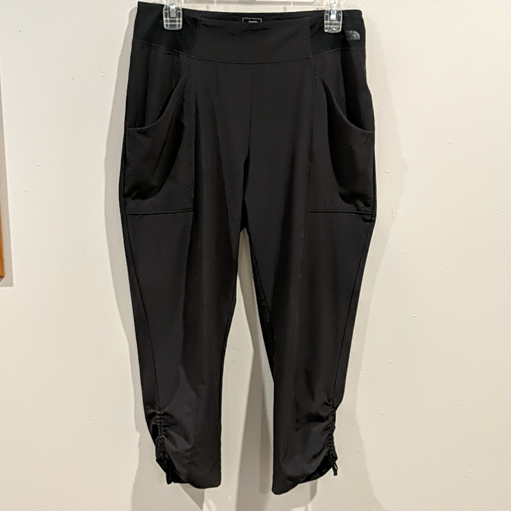 The North Face Aphrodite Capri Pant